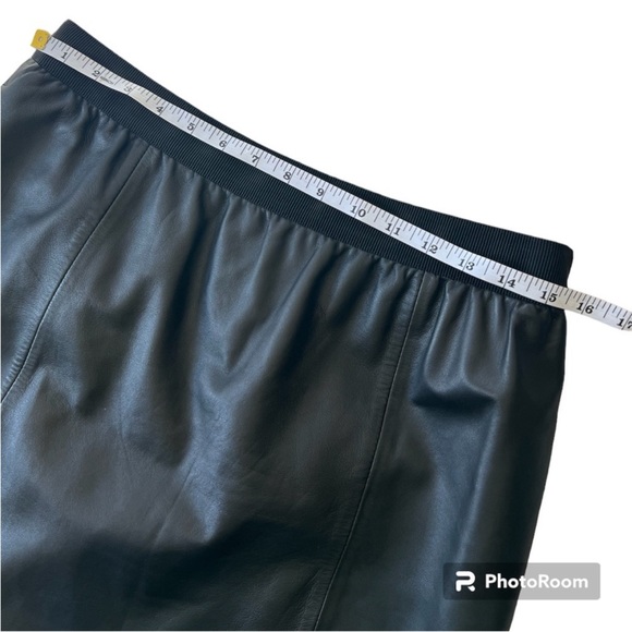 Ann Taylor LOFT women’s black genuine leather lined mini skirt size 6 - Picture 3 of 5